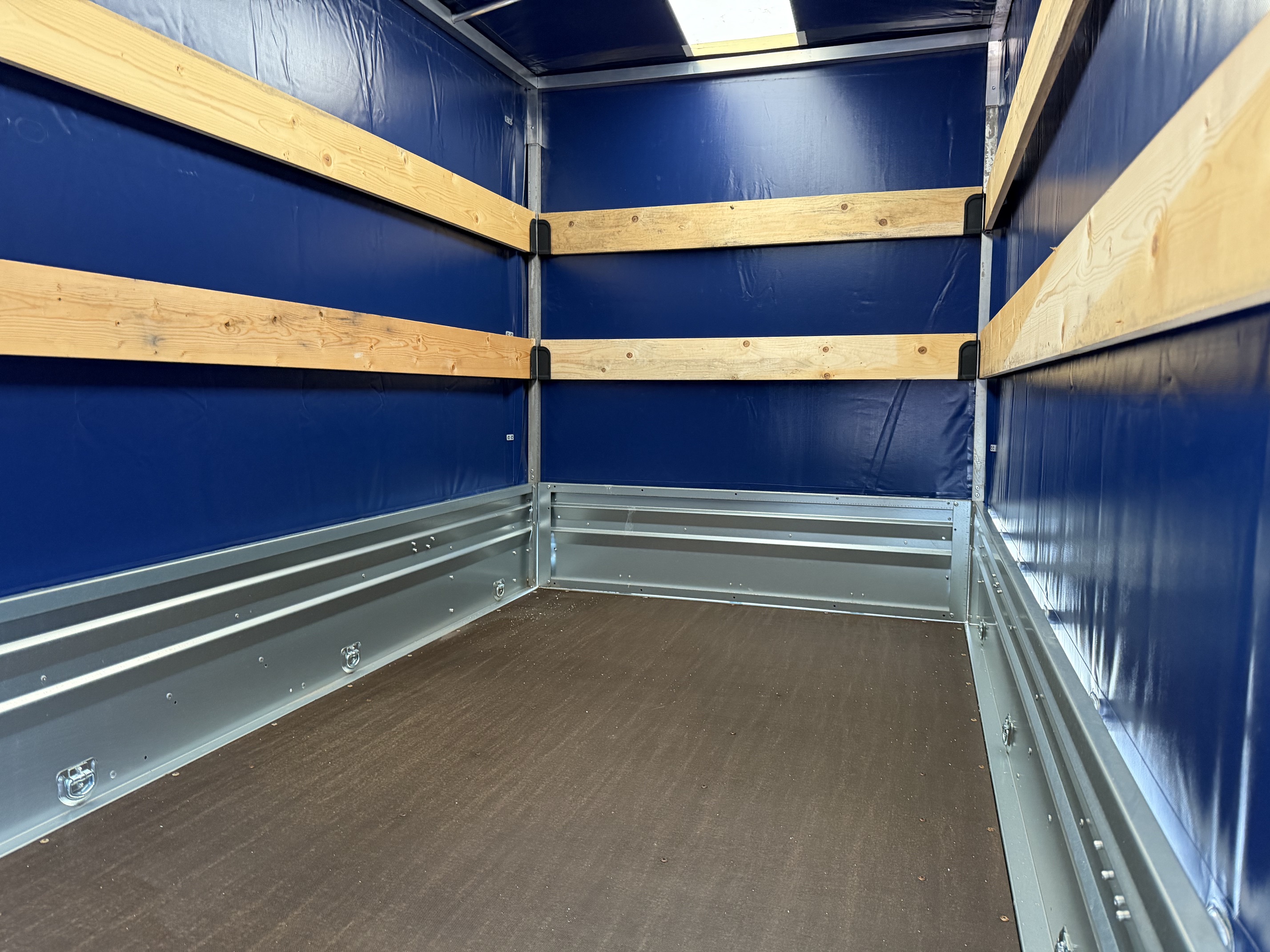 Box trailer 4